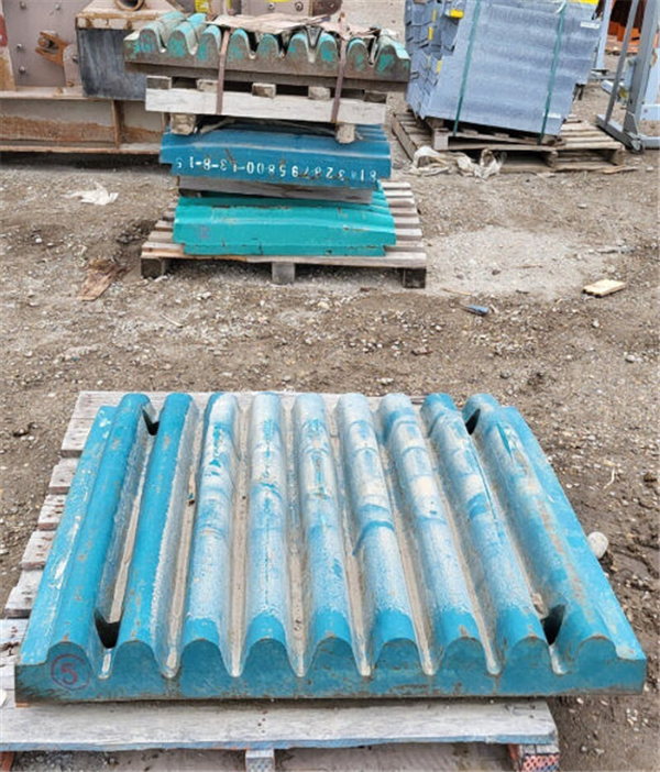 Lot Of Metso - Nordberg Spare Jaw Plates For C110 Jaw Crusher)